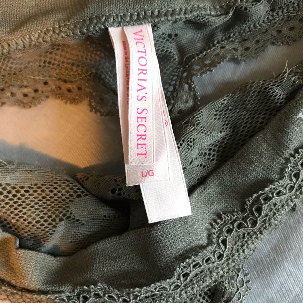 Victoria Secret Set - Picture 3 of 4